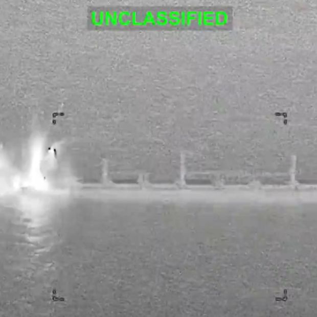 EUA ataca a buque en Golfo de Omán